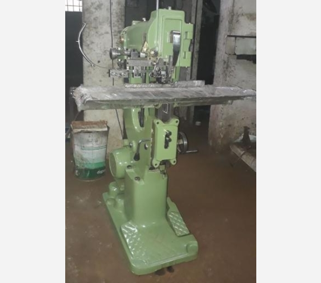 BOOK STITCHING MACHINE